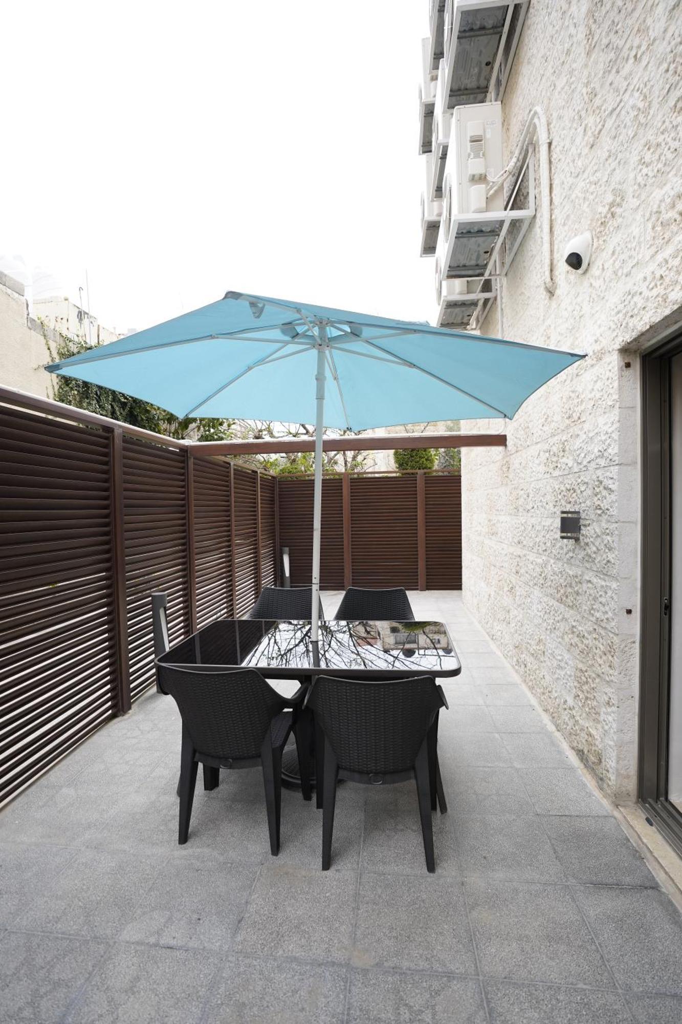 Naylover Hotel Suites Amman Exterior photo
