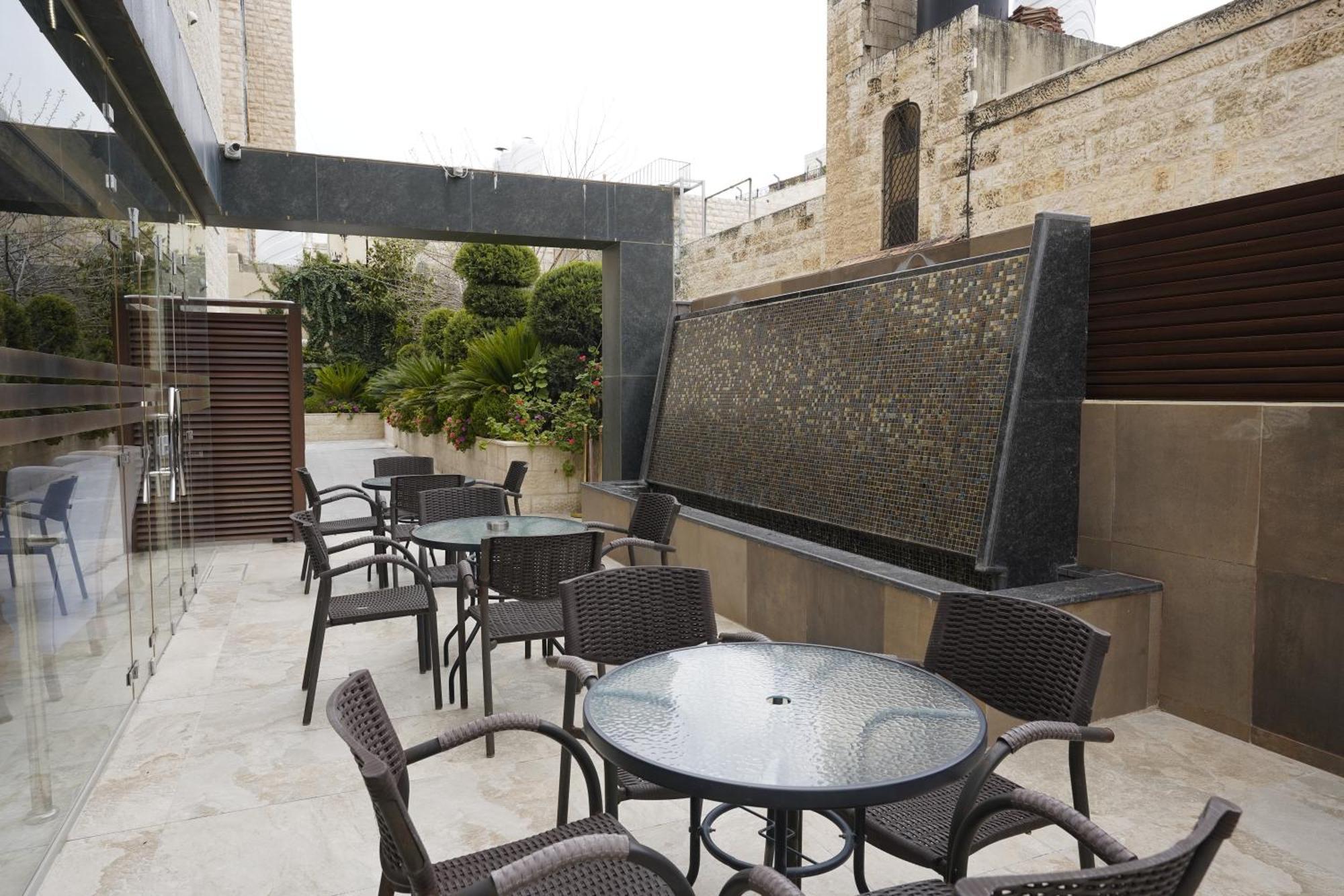 Naylover Hotel Suites Amman Exterior photo