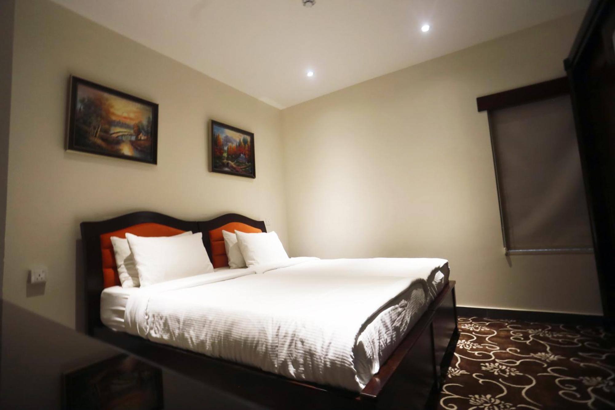 Naylover Hotel Suites Amman Exterior photo