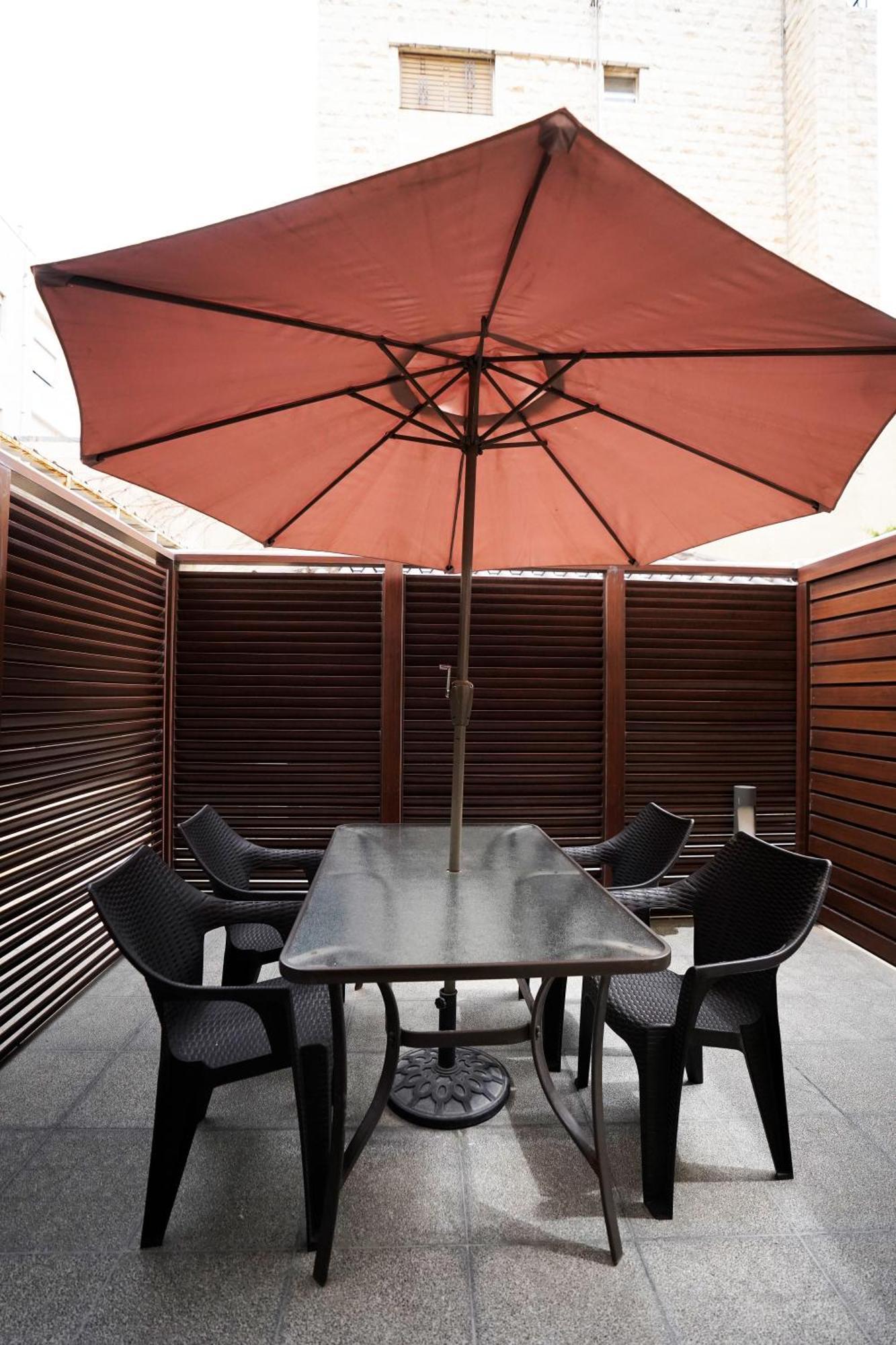 Naylover Hotel Suites Amman Exterior photo